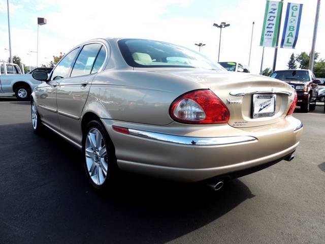 JAGUAR X-Type 2003 photo 4