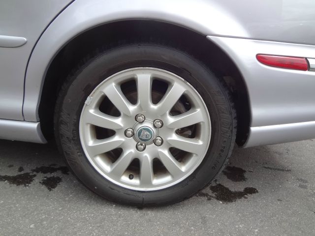 JAGUAR X-Type 2003 photo 2