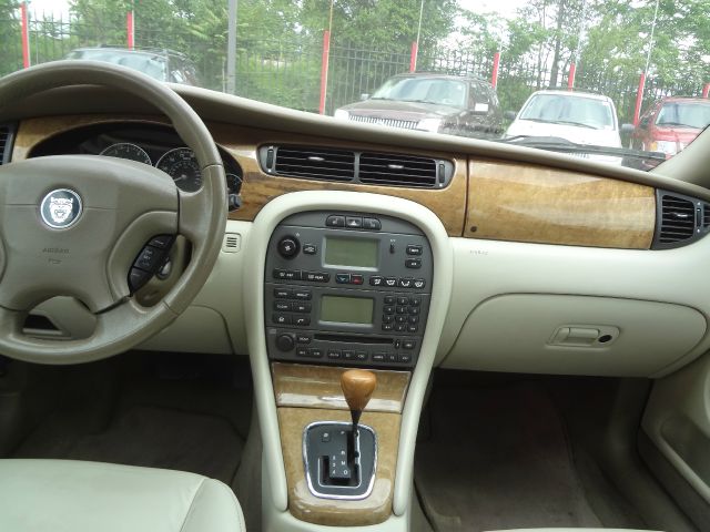 JAGUAR X-Type 2003 photo 3