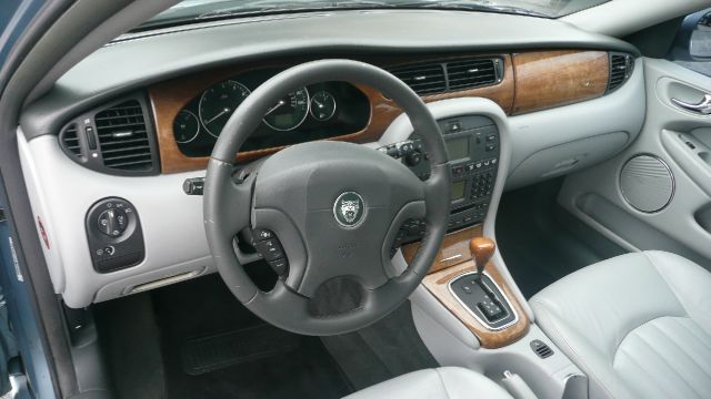 JAGUAR X-Type 2003 photo 9