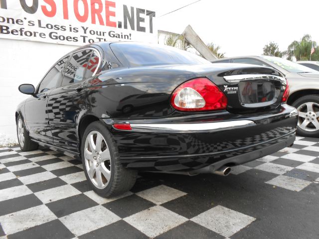 JAGUAR X-Type 2004 photo 28