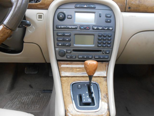 JAGUAR X-Type 2004 photo 7