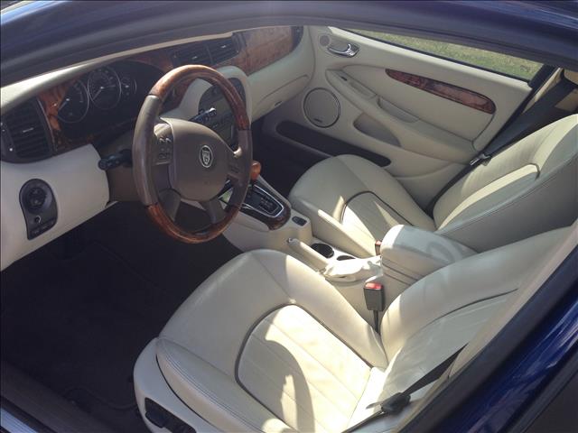 JAGUAR X-Type 2005 photo 2