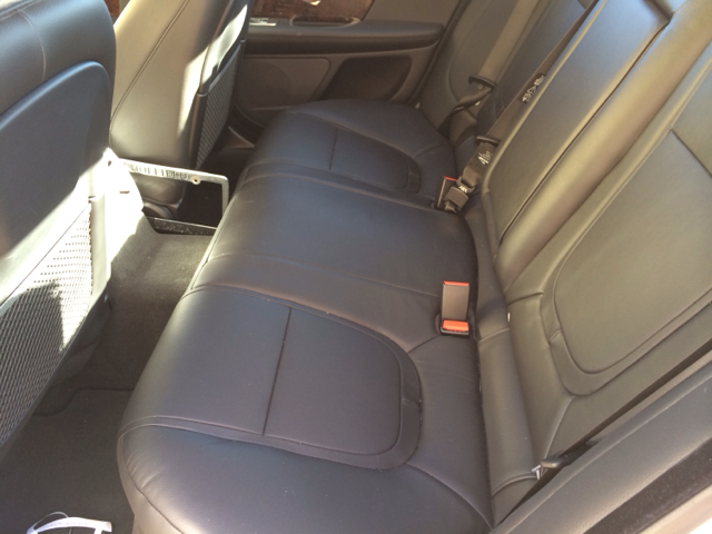 JAGUAR XF-Series 2012 photo 3