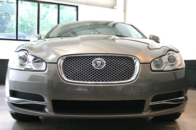 JAGUAR XF 2009 photo 3