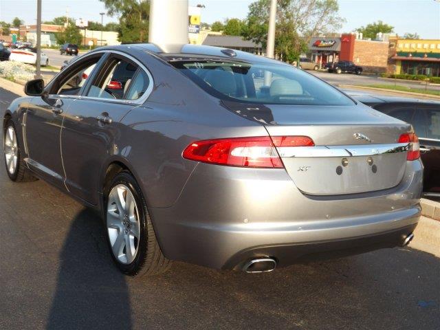 JAGUAR XF 2009 photo 1