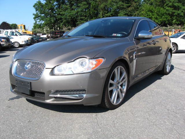 JAGUAR XF 2010 photo 4
