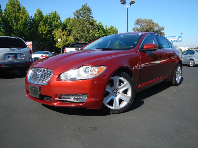JAGUAR XF 2010 photo 3
