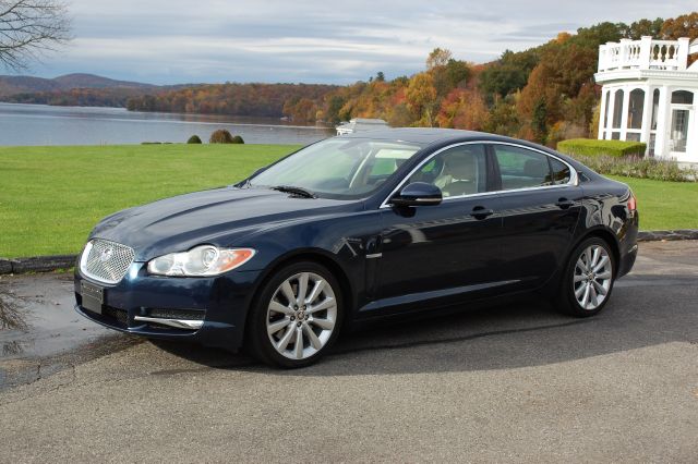 JAGUAR XF 2010 photo 1