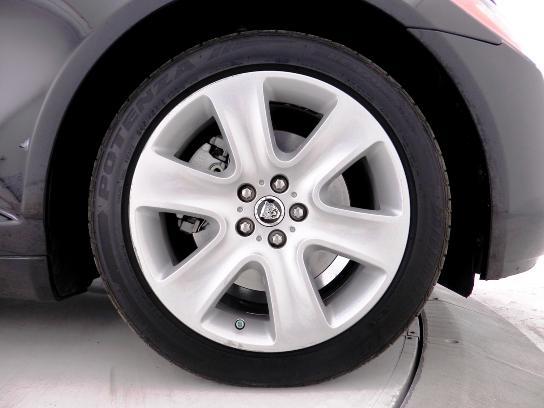 JAGUAR XF 2010 photo 10