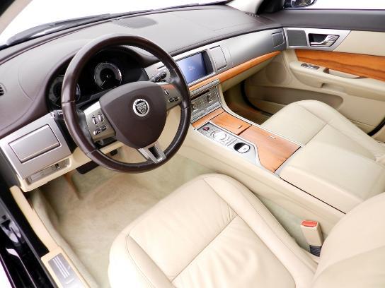 JAGUAR XF 2010 photo 14