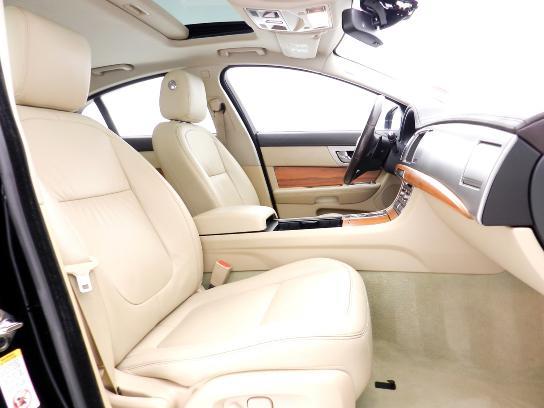 JAGUAR XF 2010 photo 15