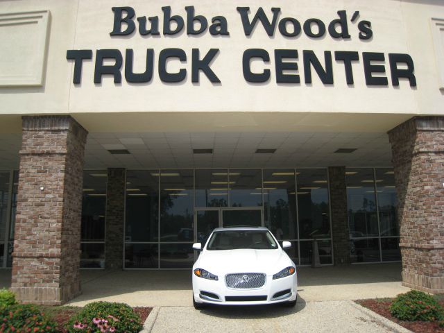 JAGUAR XF 2013 photo 4