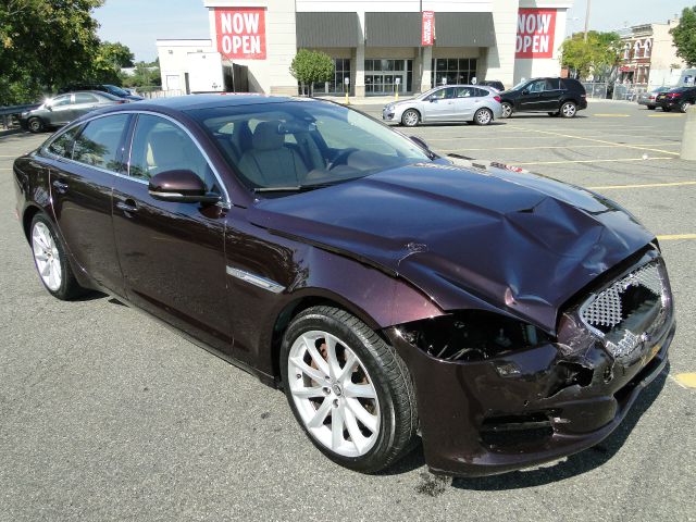 JAGUAR XJ 2011 photo 3