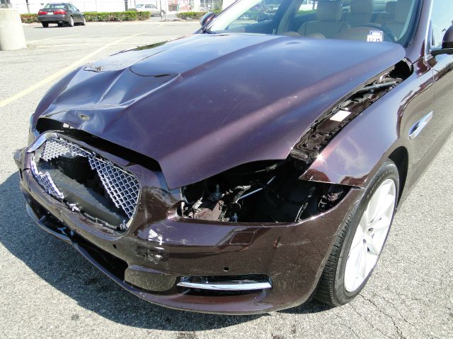 JAGUAR XJ 2011 photo 4