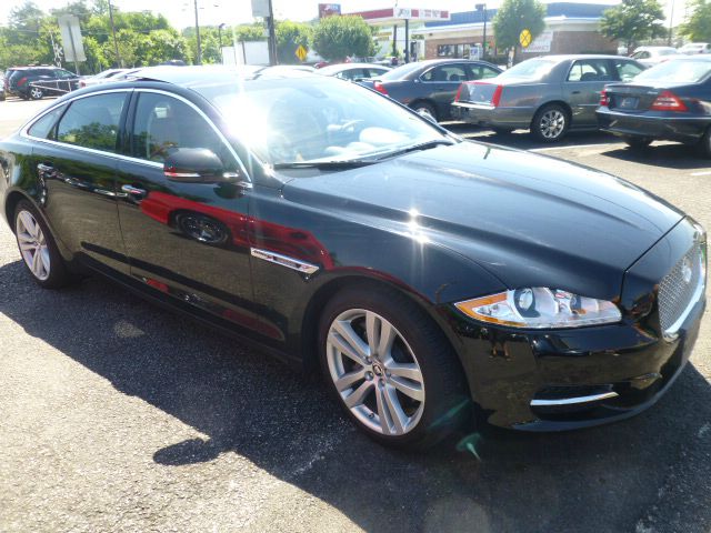 JAGUAR XJ 2012 photo 3