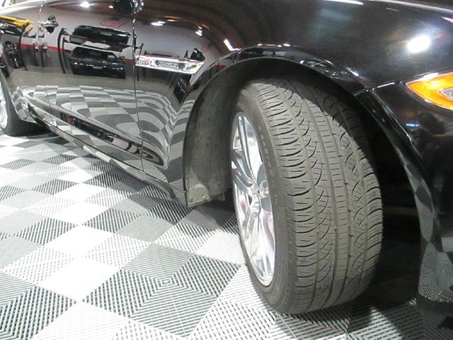 JAGUAR XJ 2012 photo 6