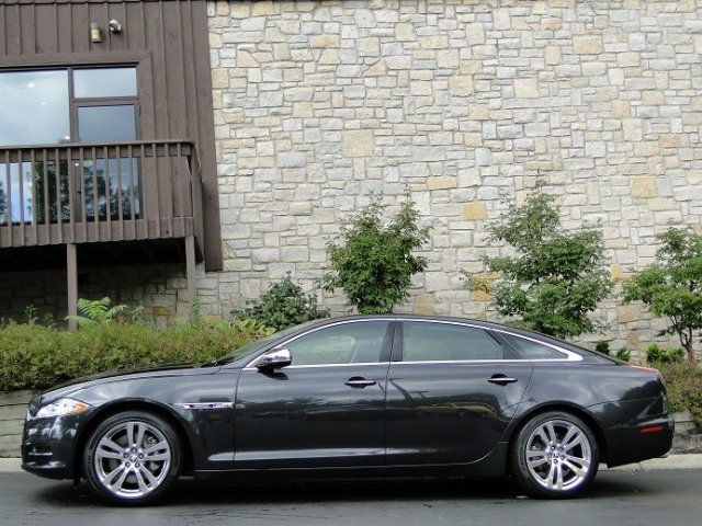 JAGUAR XJ 2012 photo 3