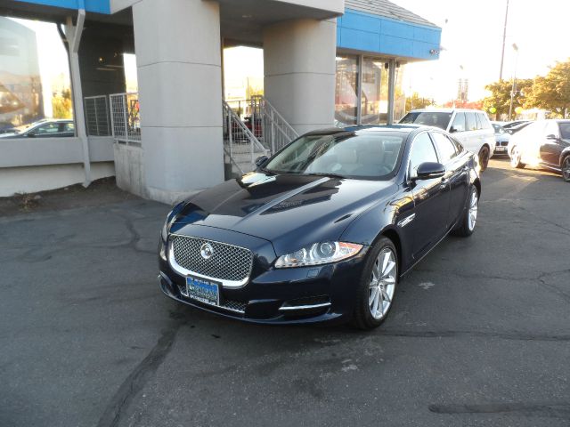 JAGUAR XJ 2013 photo 4