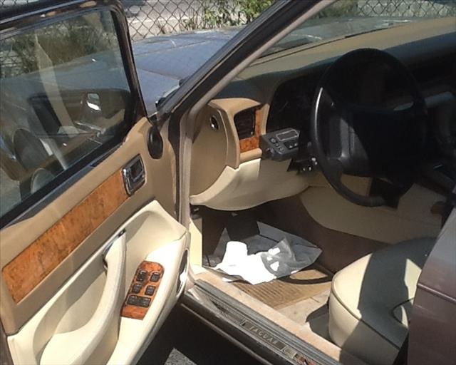 JAGUAR XJ12 1994 photo 2