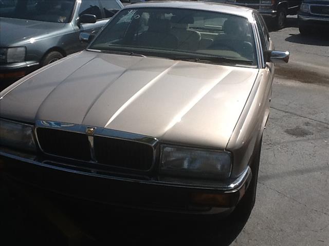 JAGUAR XJ12 1994 photo 6