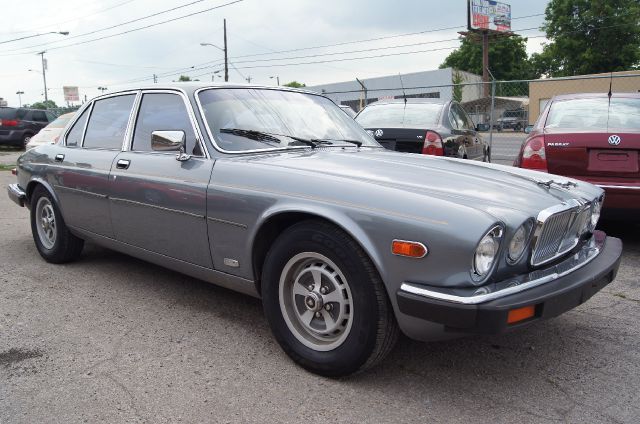 JAGUAR XJ6 1987 photo 2