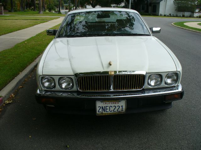 JAGUAR XJ6 1989 photo 13