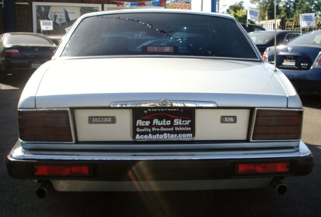 JAGUAR XJ6 1994 photo 19