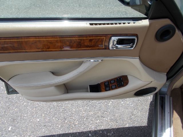 JAGUAR XJ6 1995 photo 2
