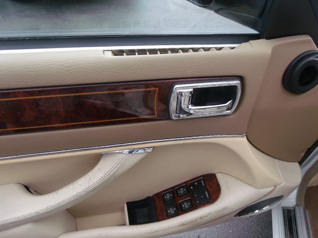 JAGUAR XJ6 1996 photo 14