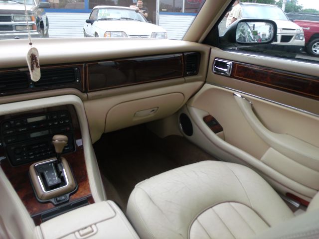 JAGUAR XJ6 1996 photo 15