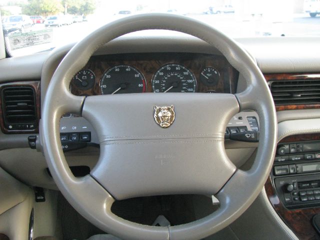 JAGUAR XJ6 1997 photo 16