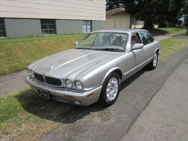 JAGUAR XJ8 1998 photo 1
