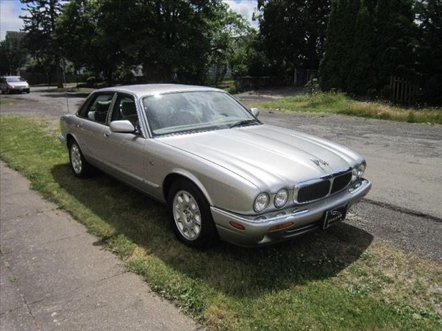 JAGUAR XJ8 1998 photo 3