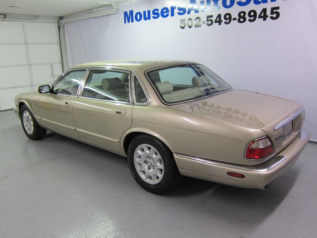 JAGUAR XJ8 1999 photo 3