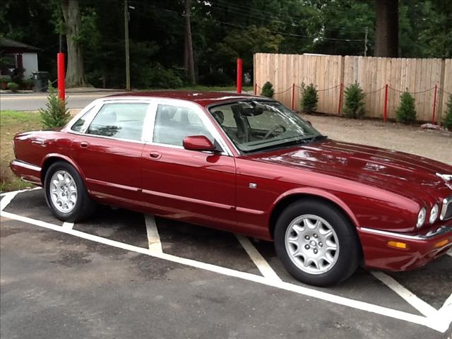 JAGUAR XJ8 1999 photo 1