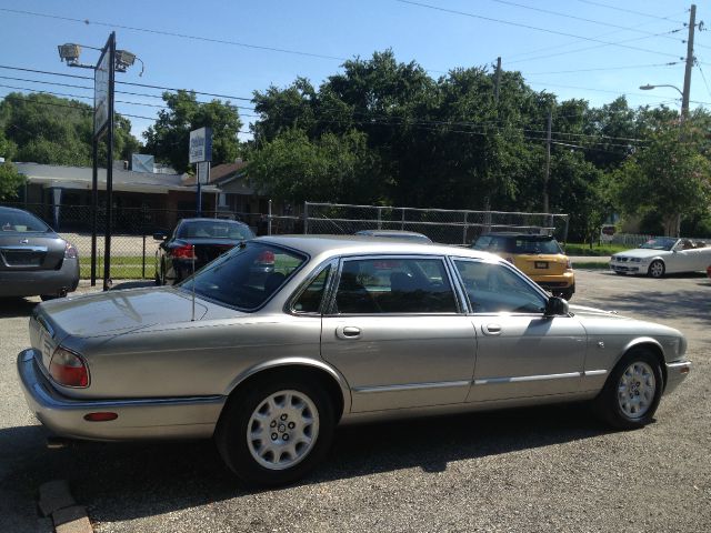 JAGUAR XJ8 1999 photo 3
