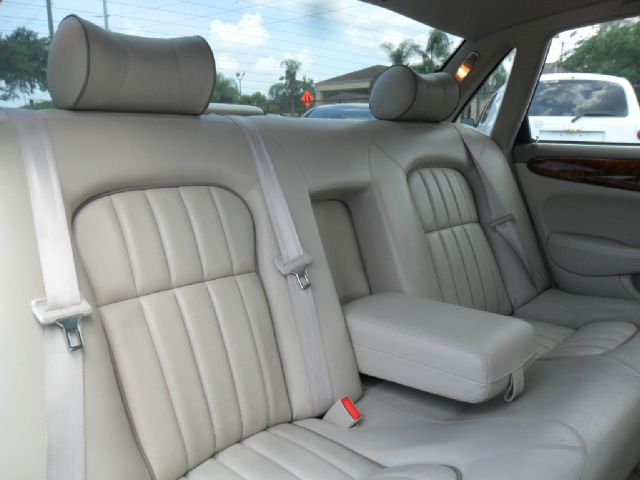 JAGUAR XJ8 2001 photo 2