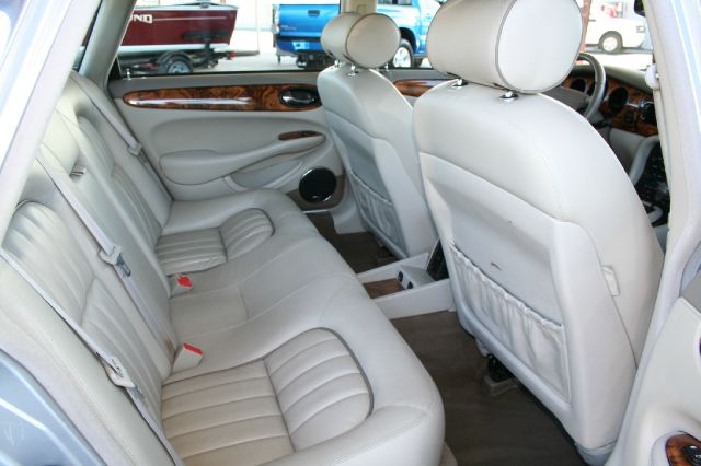 JAGUAR XJ8 2001 photo 2