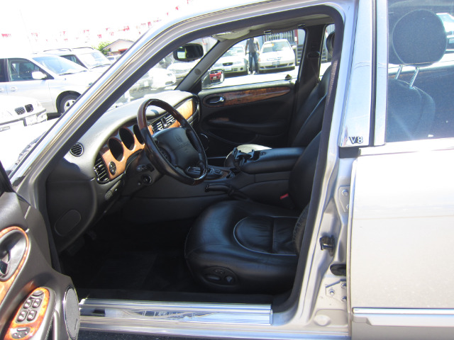 JAGUAR XJ8 2001 photo 3