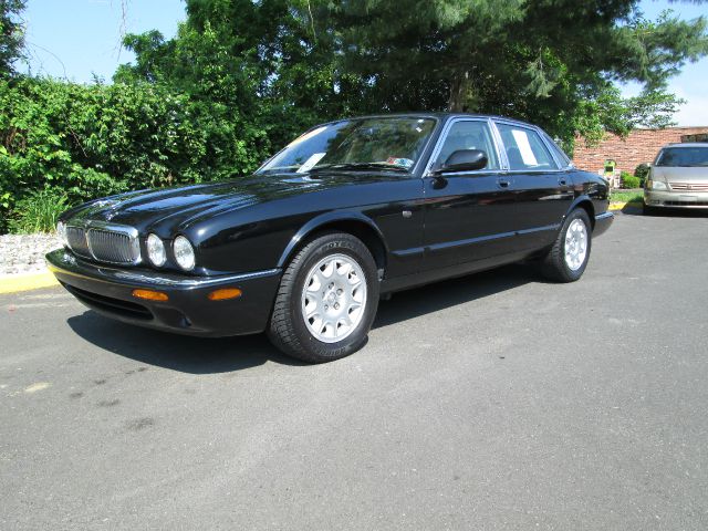 JAGUAR XJ8 2001 photo 10