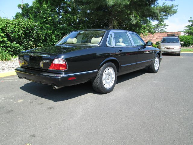 JAGUAR XJ8 2001 photo 13