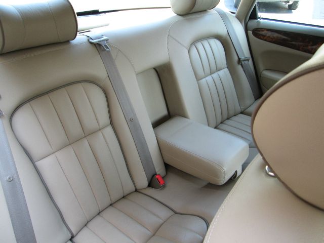 JAGUAR XJ8 2001 photo 18
