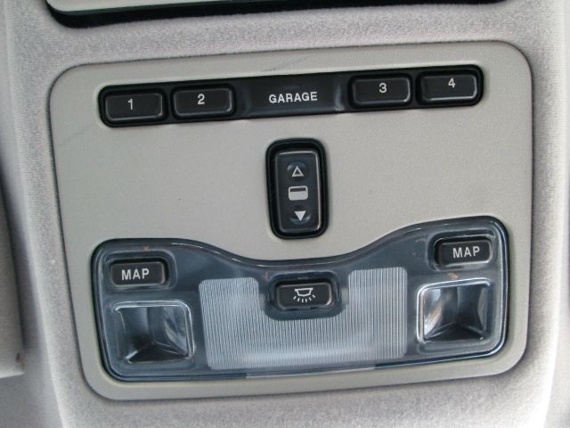 JAGUAR XJ8 2001 photo 2