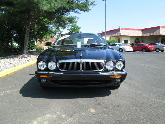 JAGUAR XJ8 2001 photo 3