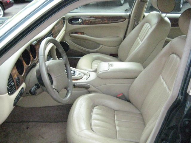 JAGUAR XJ8 2001 photo 2
