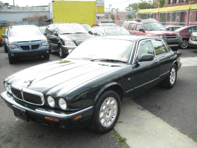 JAGUAR XJ8 2001 photo 3
