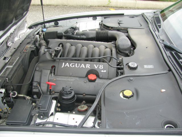 JAGUAR XJ8 2002 photo 1