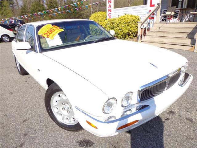 JAGUAR XJ8 2003 photo 2