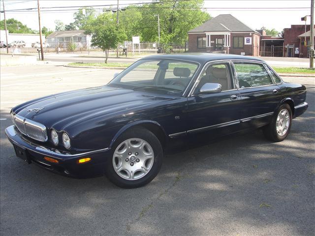 JAGUAR XJ8 2003 photo 16